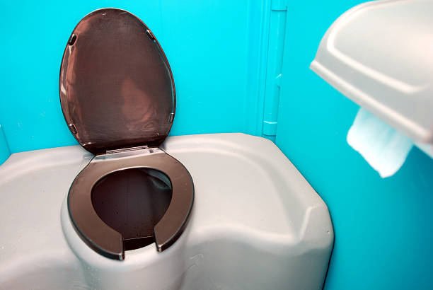 Best Porta potty rental near me  in Burleson, TX